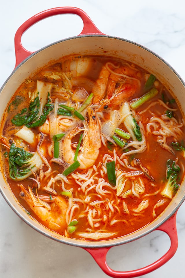 Jjamppong or Korean seafood noodle soup in a pot.